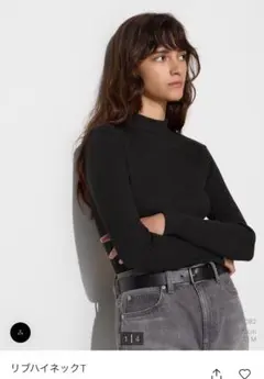 UNIQLO リブハイネックＴ Ｍサイズ