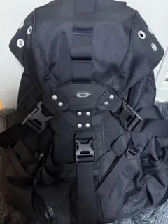 Oakley icon backpack 黒 バックパックのサムネイル