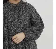 Samansa Mos2 花柄フリルカラーブラウス