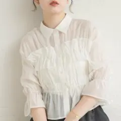新品タグつき★わけあり★フリルギャザーシアーシャツ