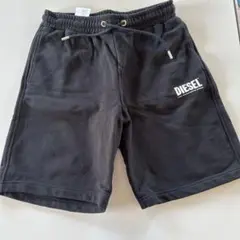 キャスバル様専用　DIESEL ブラックショートパンツ　試着のみ未使用品