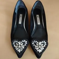 DIANA ビジュー付き ブラックパンプス　22cm