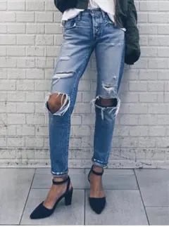 moussy マウジー 新品ダメージデニム　テーパード　ジーンズ 24インチ