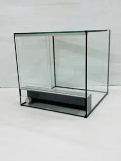 Item thumbnail for item 6da23009-75fb-4139-a828-68ee71c9e42b