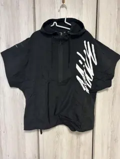 NIKE ナイロン　ハーフジップ　半袖パーカー　セットアップ
