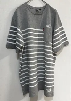 ノースフェイス　ボーダーTシャツ　ポケT ロゴプリント　グレーXL