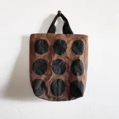 柿渋染め　シルクスクリーン手刷りインパクトドットの大きなトートバッグ