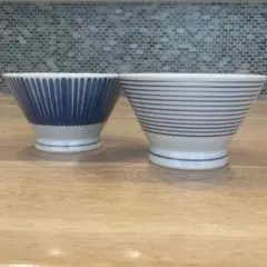 くらわんか飯碗　茶碗　白地青ラインとストライプ　2点セット　匿名配送