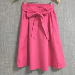 earth music＆ecologyリボン付きショッキングピンクフレアスカート