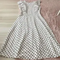 値下げ★新品《QUEENSCOURT》ドット柄ワンピース