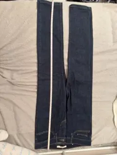 Levi's（リーバイス）312 SHAPING SLIM デニムパンツ