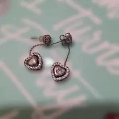 Folli Follie　ハート型チェーン付きピアス