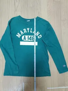 Champion 緑色 長袖カットソー