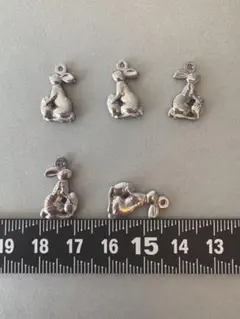 Item thumbnail for item 01728be1-0011-45a7-8cbd-c08ba46d440f