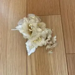 お値下げしました！ 花コサージュブローチ　入学式、卒業式、入園式、卒業式