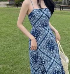 スカーフ柄　キャミワンピース　ブルー