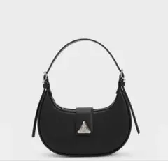 CHARLES & KEITH トライアングルバックル ベルトショルダーバッグ