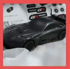 マクドナルドハッピーセット　トミカ　2台セット　GTR　ハンバーガーカー