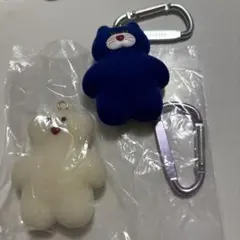 mojojojoのキーホルダーとカラビナ2個セット