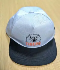 阪神タイガース 85年優勝記念キャップ | Mercari
