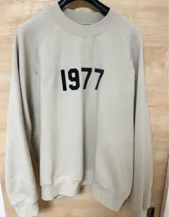 FEAR OF GOD ESSENTIALS 1977 CREWNECK