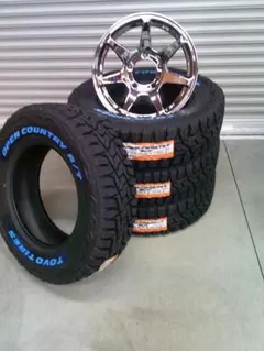 送料込☆TOYOオープンカントリーR/T☆225/70R16☆DAYTONA - メルカリ