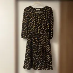 【値下げ】BEAMS LIGHT 花柄ワンピースのサムネイル