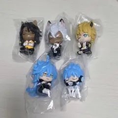 ツイステ　肩ズンfig