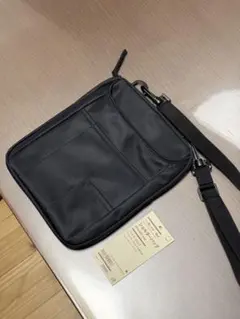 無印良品　ペン差し付き　撥水ショルダーバッグ