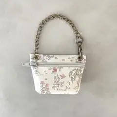 リバティ ラミネート チャームポーチ〈エッタ〉