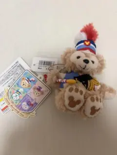 ディズニー　ダッフィー　ぬいぐるみバッジ