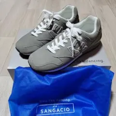 希少 via SANGACIO サンガッチョ スニーカー グレー にゅ 2021 - メルカリ