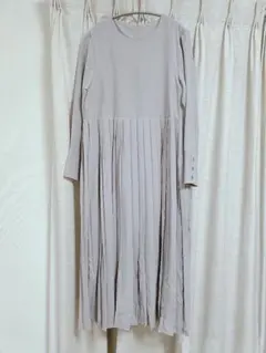 【新品タグ付き】La-gemme プリーツ ロングワンピース Mサイズ