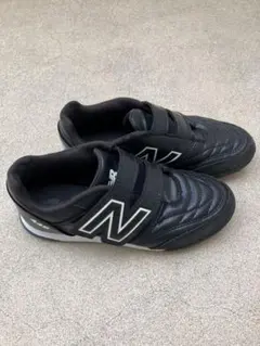 ニューバランス 442 トレーニングシューズ　19.5㎝　　ブラック　キッズのサムネイル