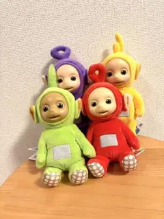 【4体セット】テレタビーズ ポージングぬいぐるみ フルコンプ 【バラ売り不可】のサムネイル