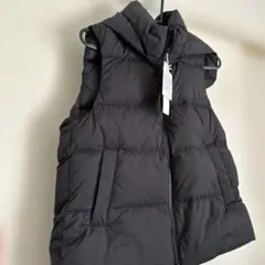 ユニクロ　ダウンベスト UNIQLO ULTRA LIGHT DOWN 黒M