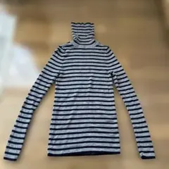 ユニクロ　メリノリブタートルネックセーター　ボーダー　グレー