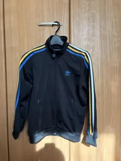 adidas ジャージ ブラック/ブルー/イエロー