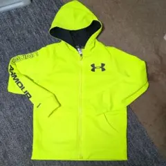 アンダーアーマー パーカー ランニングウェア