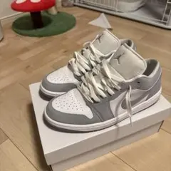 Nike Air Jordan 1 Low ウルフグレー