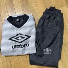 umbro アンブロ　ピステ 中綿　上下セット　UBA4633 Ｌサイズ