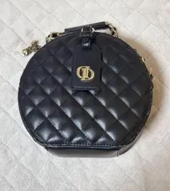 Darich ダーリッチブラック キルティング ラウンドショルダーバッグサークル