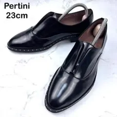 【新品級】Pertini スタッズ ローファー スリッポン 23 黒 本革のサムネイル