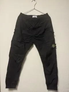 美品】Stone Island ガーメントダイカーゴパンツ w31 ブラック - メルカリ