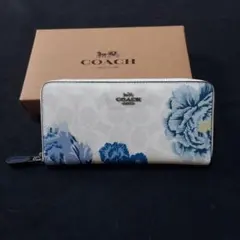 ど*☆様 COACH 花柄 長財布