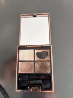 スリーディメンショナルアイズ　01