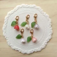 No.146 マスク ファスナー チャーム まとめ売り お花 - メルカリ