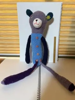 あみぐるみ　カラフル手足のながーいクマちゃん