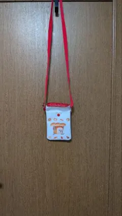 パンどろぼう　ポーチ 赤ストラップ　ショルダー