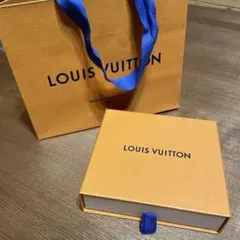 LOUIS VUITTON ギフトボックス オレンジ　ショッパー